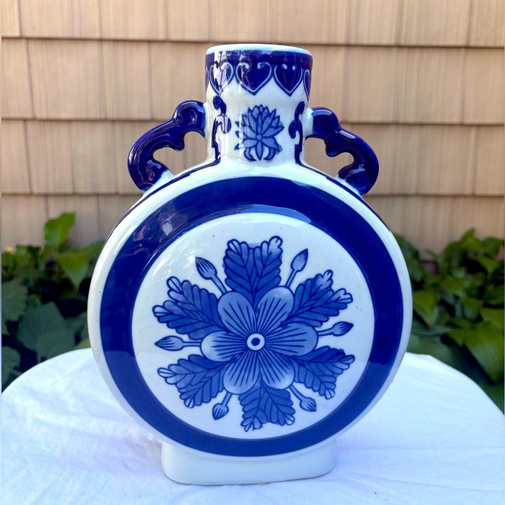 Bombay Blue and White 10" Round Vase Urn Floral